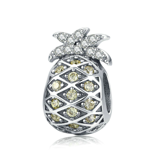 Piña Con Diamantes Charm
