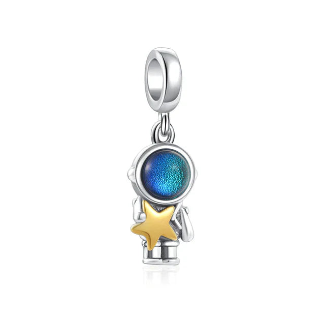 Astronauta Con Estrella Charm