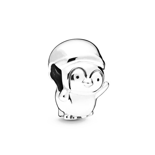 Pingüino Con Casco Charm