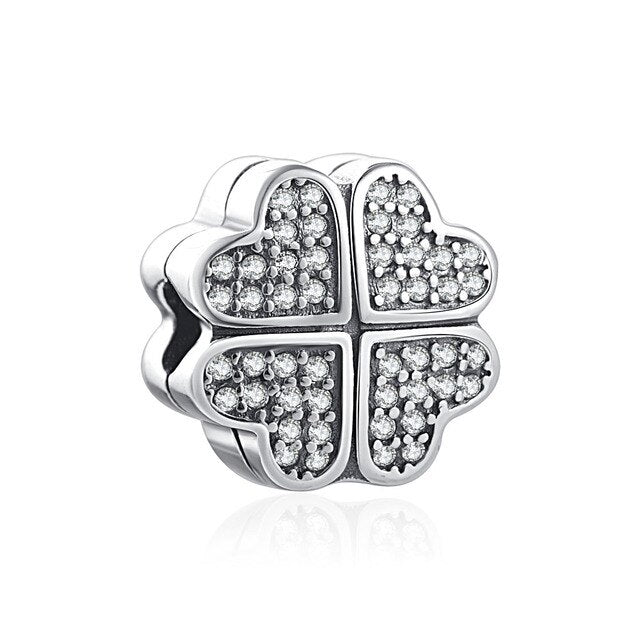 Trébol De Diamantes Charm
