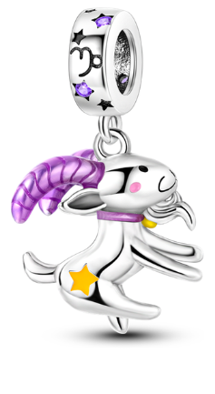 Cabra Cuernos Morados Charm