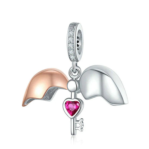 CorazÃ³n Roto Llave Charm