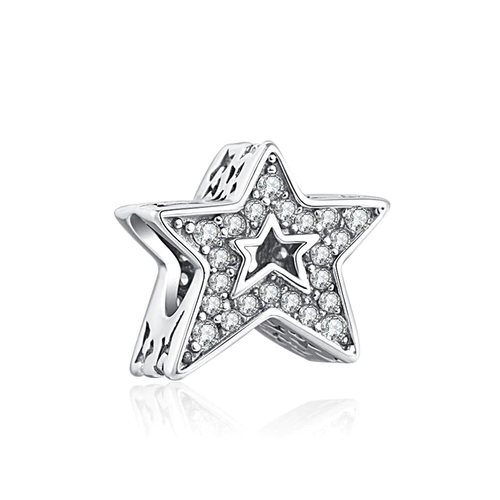 Estrella Con Diamantes Charm