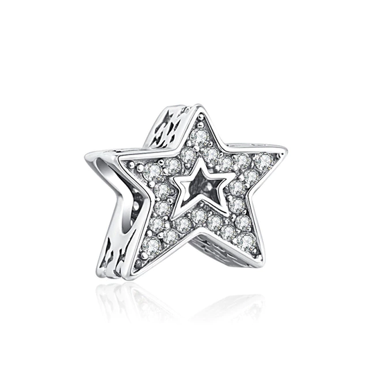 Estrella Con Diamantes Charm