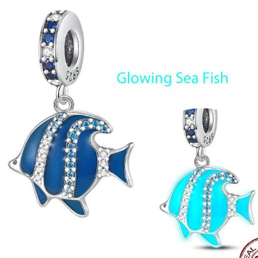 Pez Azul Brillante Charm